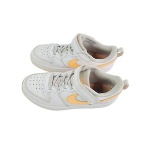 Nike‎ Sneakers, Youth Size 2Y, White/Orange.